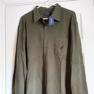 Men’s long sleeve shirt